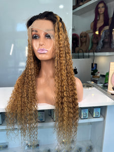 Dark blonde curly wig